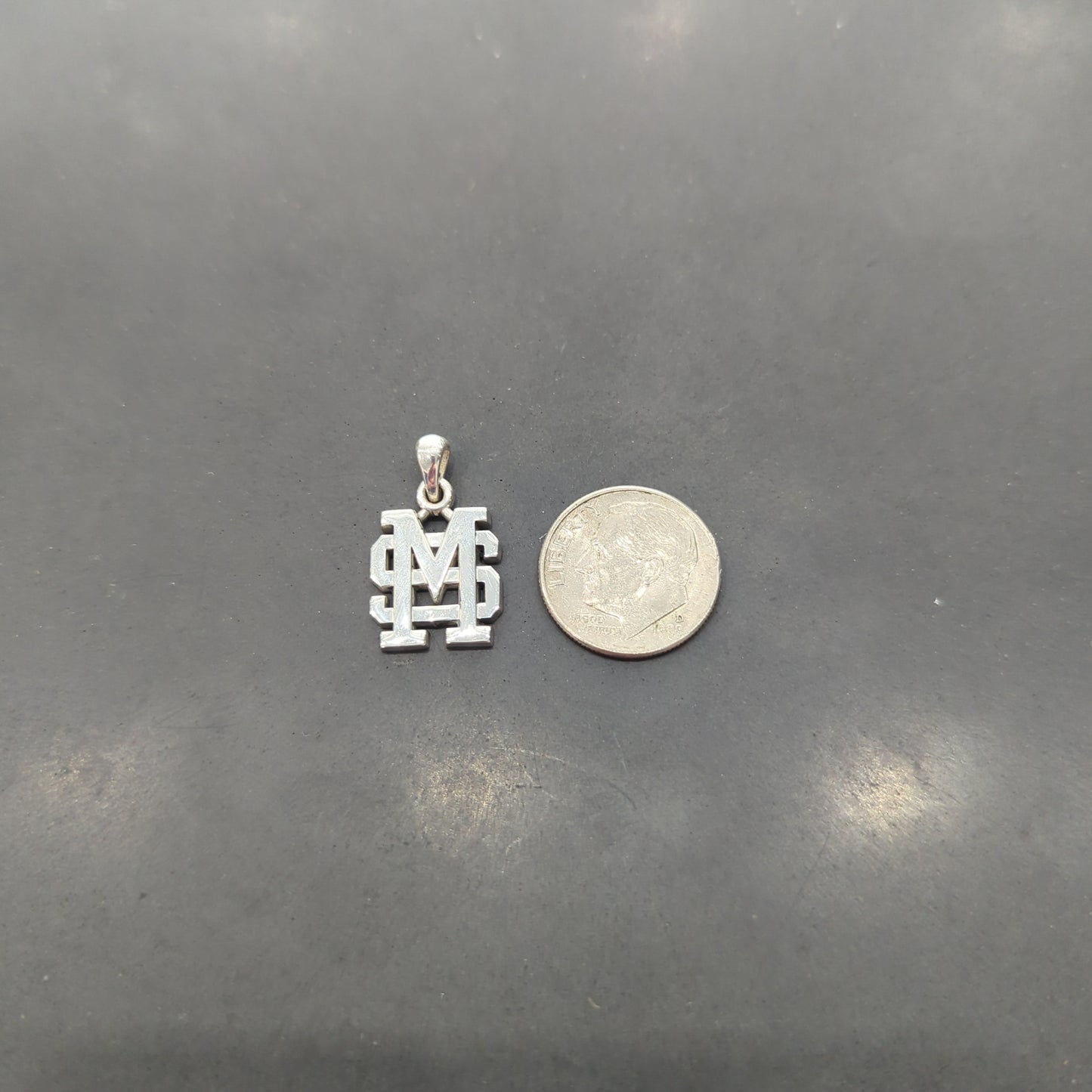 Mississippi State M over S ladies pendant