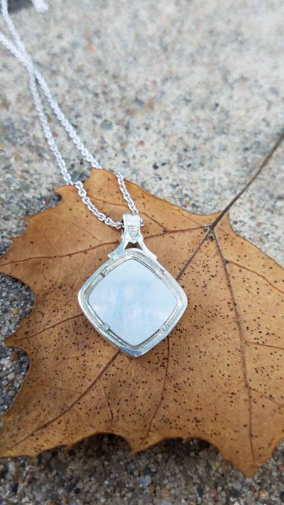 Nebraska, Huskers mother of Pearl pendant and cable chain