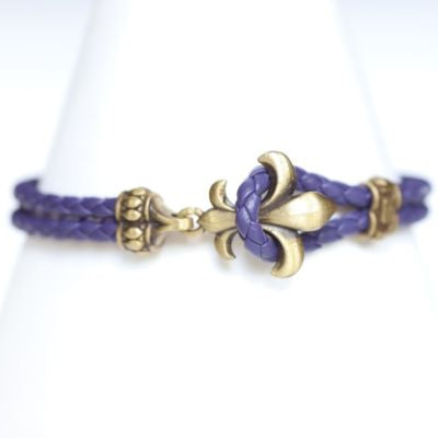 Perfect for any season! Each Mother of Pearl is one-of-a-kind. Features: Sterling silver Mother of pearl with purple enamel inlay Lobster clasp Pendant: 22x22mm LSU Louisiana State University Football Baseball Soccer Volleyball Track Graduate Grad Graduation Mom Dad Mother Father Wedding Gift Present Tigers Geaux Baton Rouge