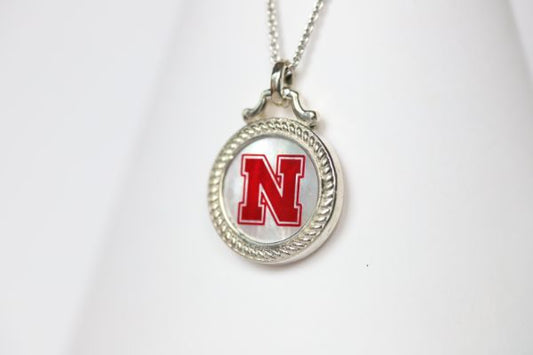 Nebraska Large Round Mother of Pearl Necklace