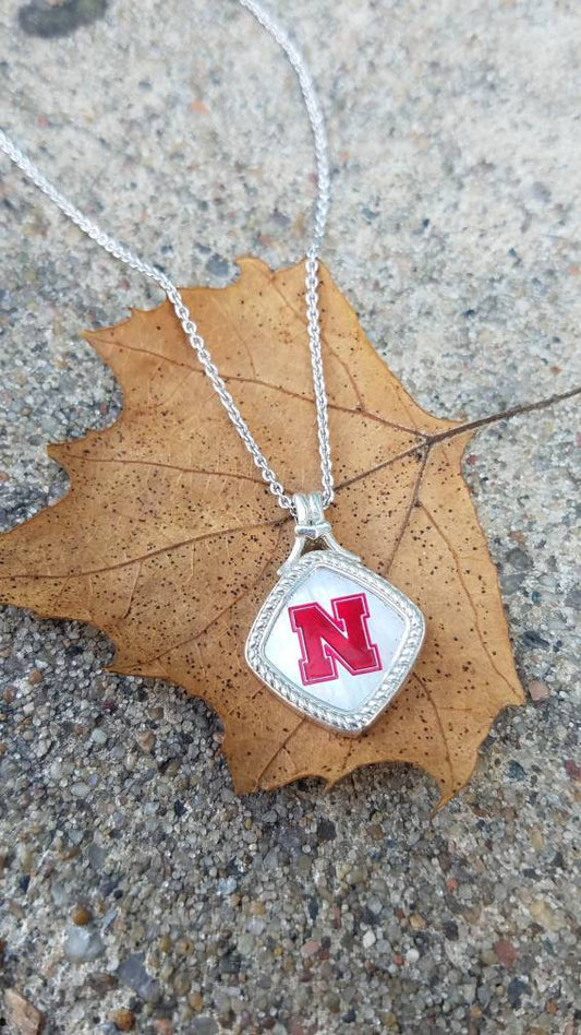 Nebraska, Huskers mother of Pearl pendant and cable chain