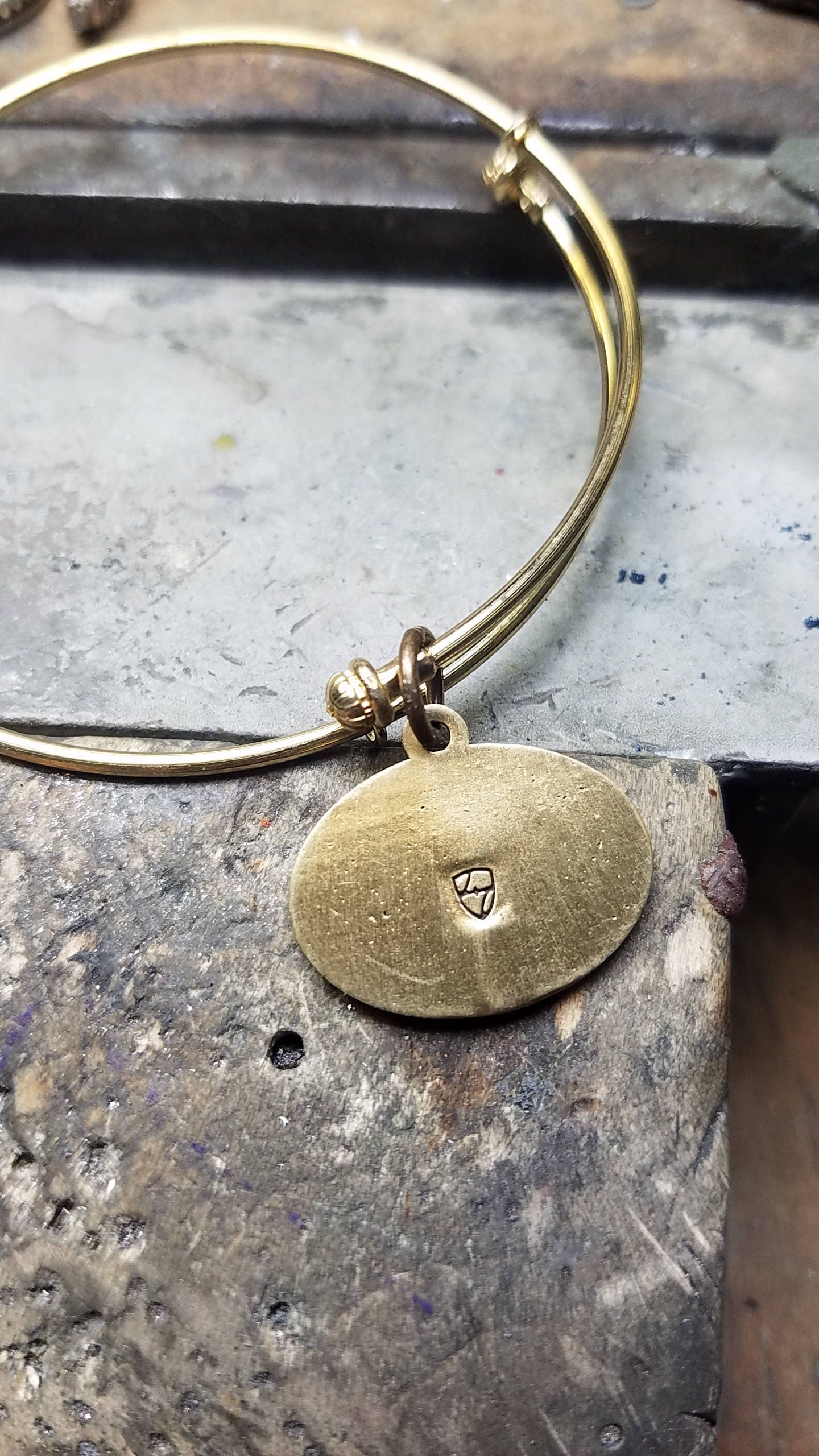 Penn State University Nittnay Lion expandable bracelet
