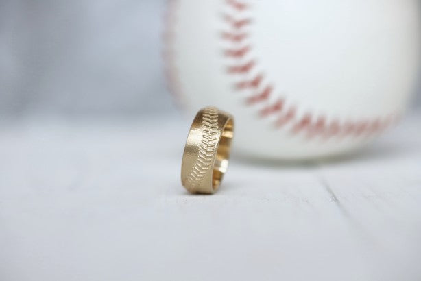 14k Baseball Stitch Ring 8mm